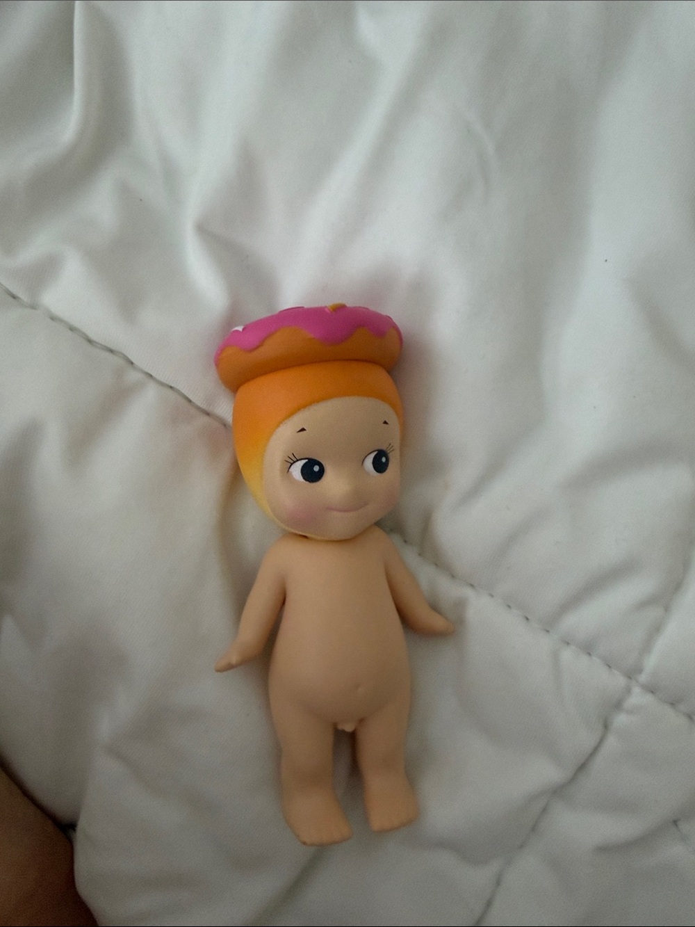 Sonny angel cupcake